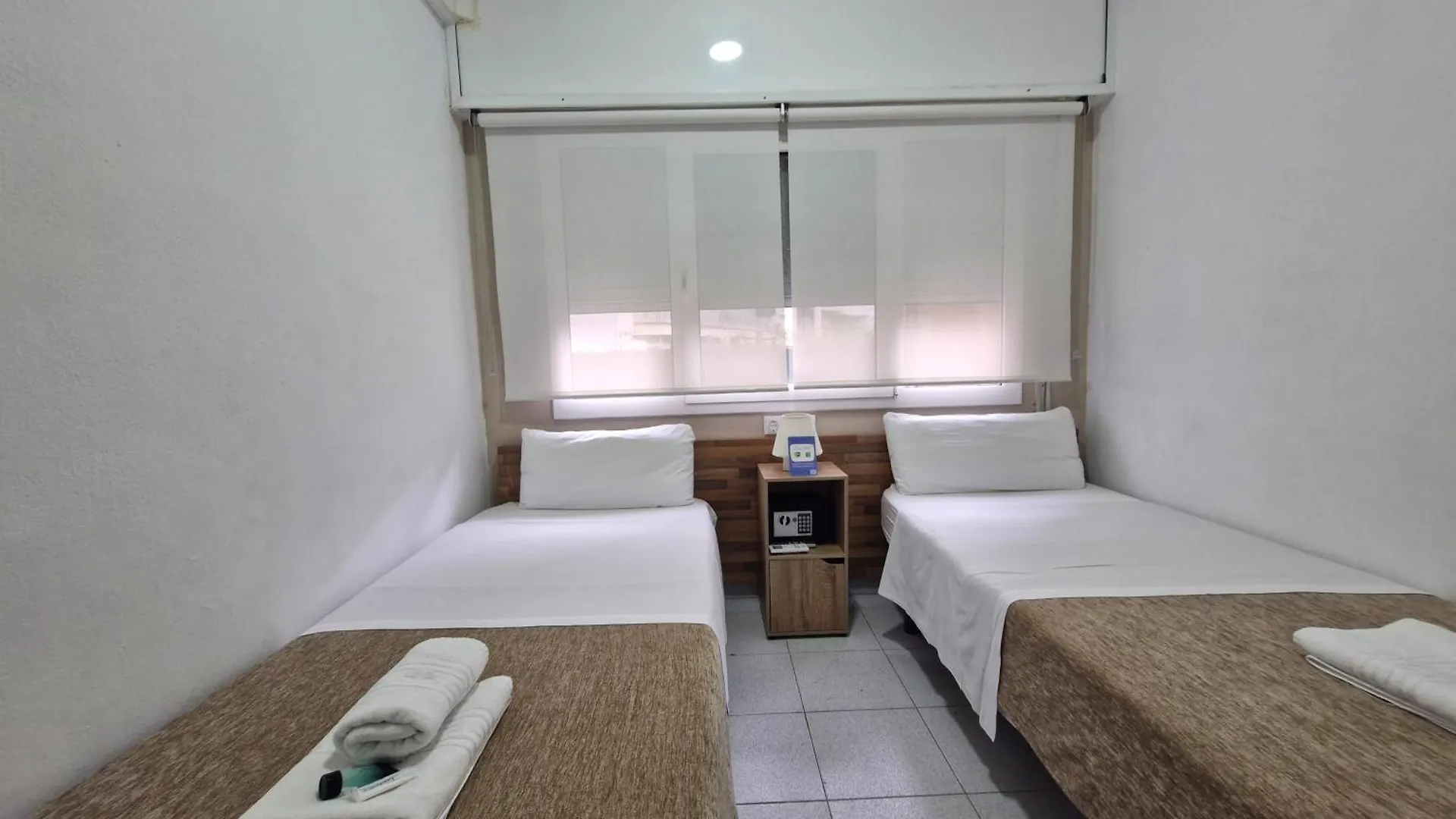 Hostal Elkano Barcelona