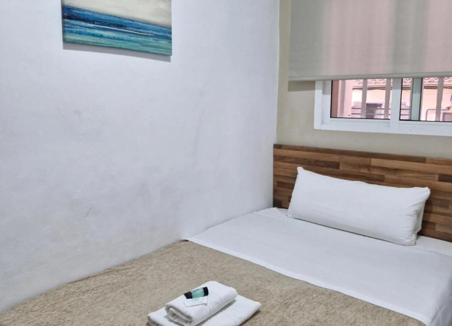 Hostal Elkano Barcelona 0*,